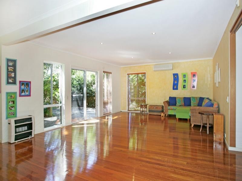 12 Harbour Street, Bateau Bay NSW 2261