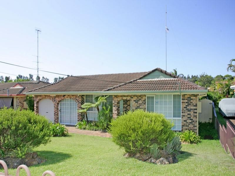 25 Gwydir Street, Bateau Bay NSW 2261