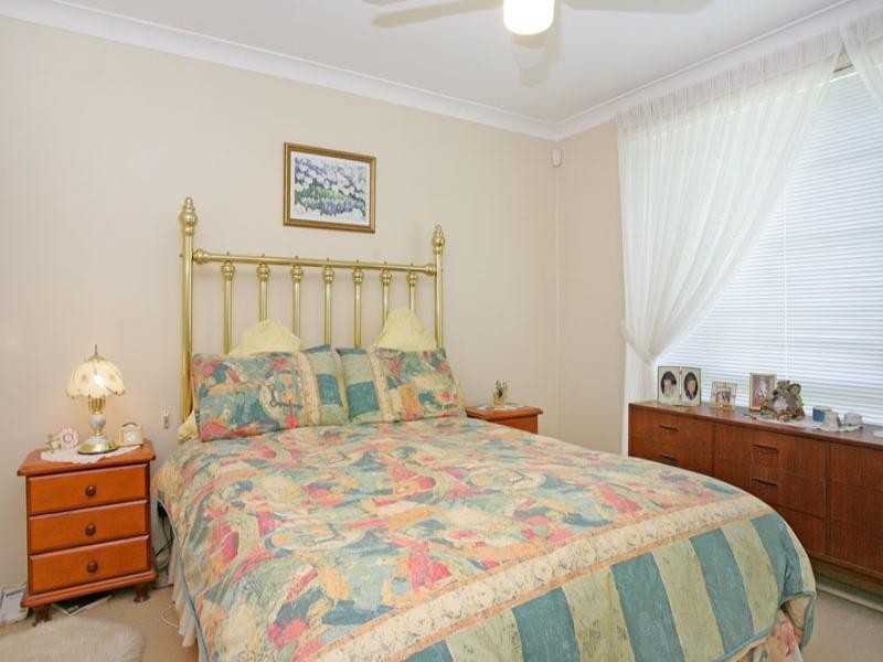 25 Gwydir Street, Bateau Bay NSW 2261