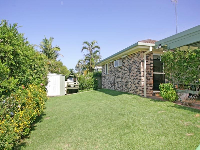 25 Gwydir Street, Bateau Bay NSW 2261