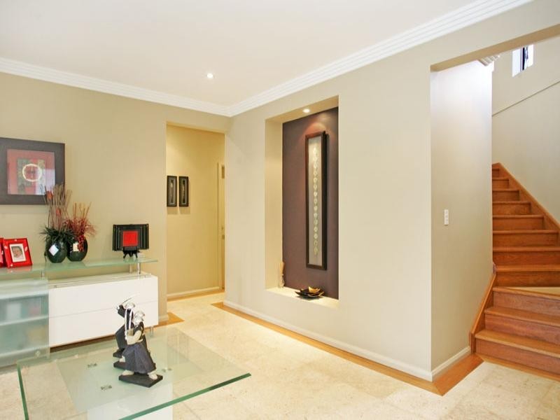 16 Trelawney Street, Killarney Vale NSW 2261