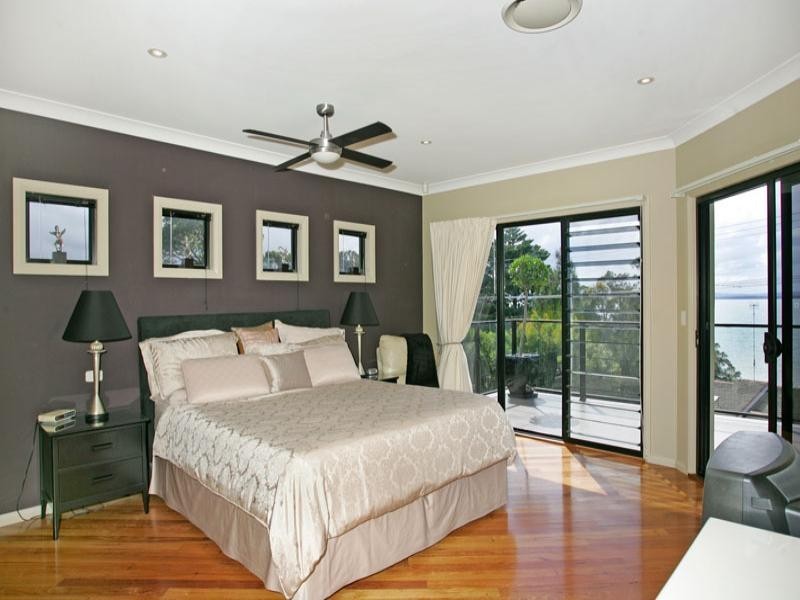 16 Trelawney Street, Killarney Vale NSW 2261