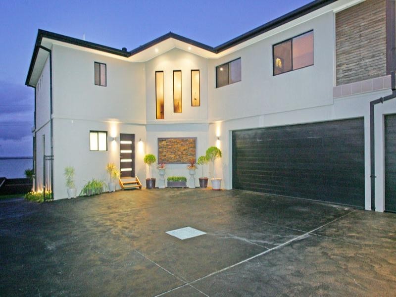16 Trelawney Street, Killarney Vale NSW 2261