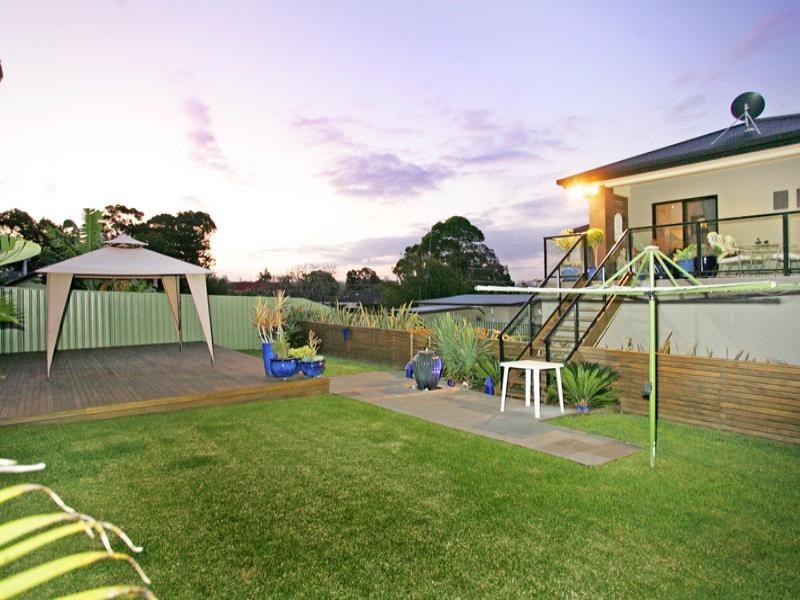 16 Trelawney Street, Killarney Vale NSW 2261