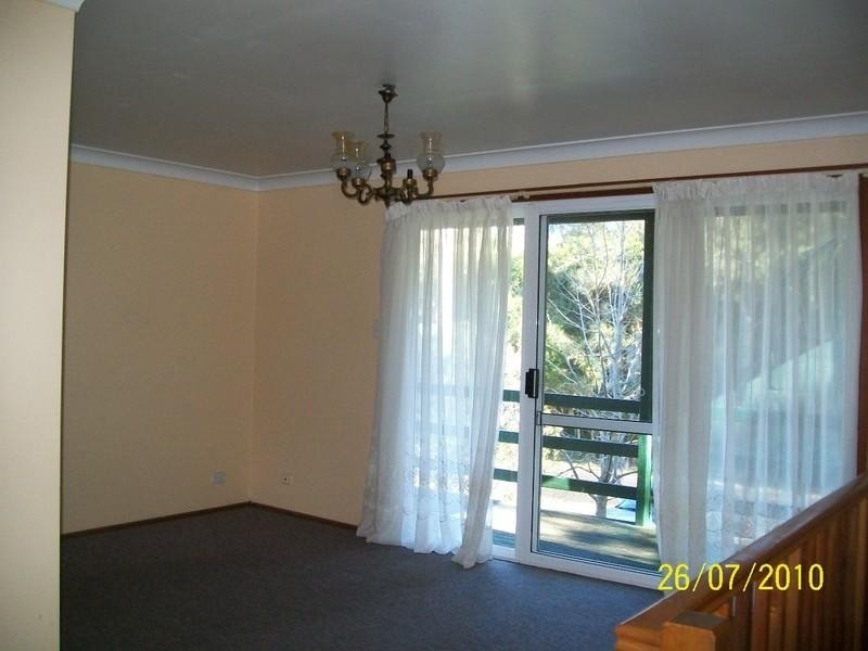 9 Malkana Avenue, Forresters Beach NSW 2260