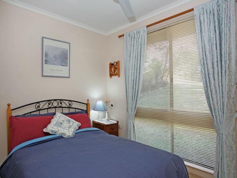 36 Berne Street, Bateau Bay NSW 2261