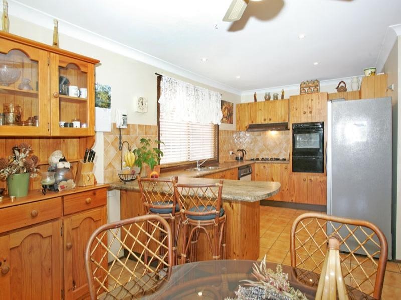 30 Belford Avenue, Bateau Bay NSW 2261