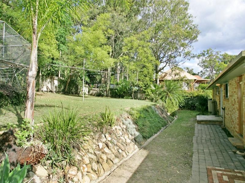 12 Berne Street, Bateau Bay NSW 2261