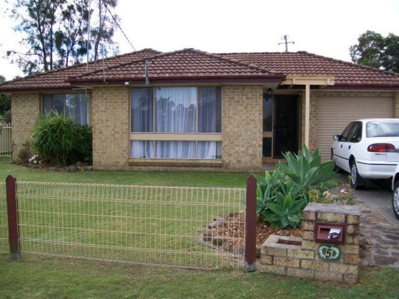 5 Finch Place, Bateau Bay NSW 2261