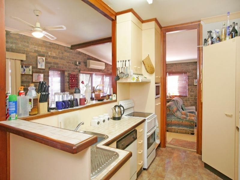 57 Cunningham Road, Killarney Vale NSW 2261