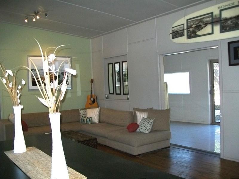 50 Bateau Bay Road, Bateau Bay NSW 2261