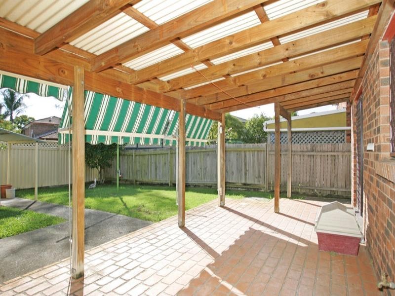 42 Debra Anne Drive, Bateau Bay NSW 2261