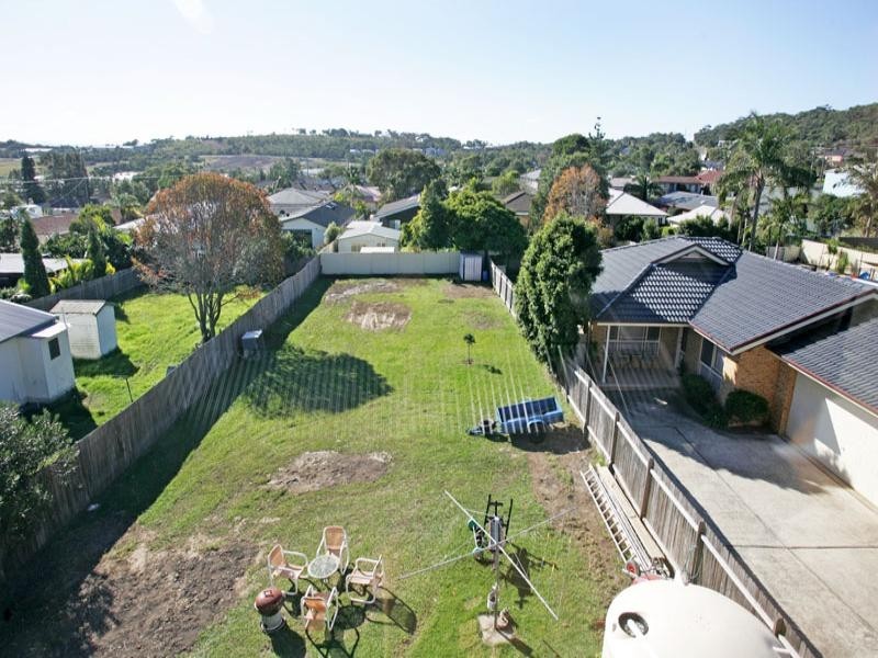 37 Forresters Beach Road, Forresters Beach NSW 2260