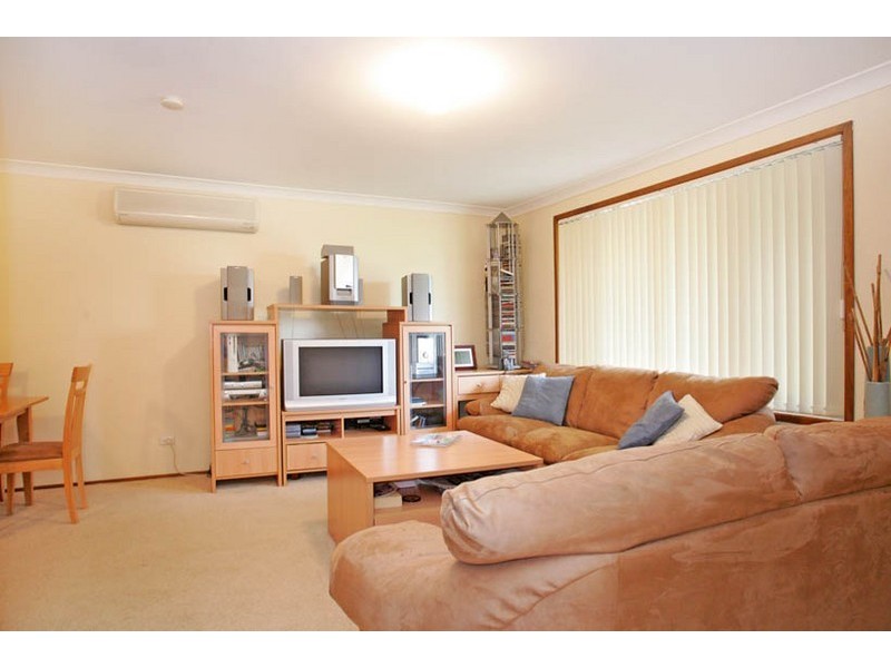 73 Premier Way, Bateau Bay NSW 2261