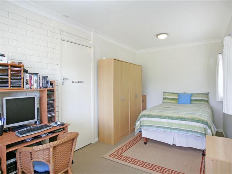 7 Valley View Road, Bateau Bay NSW 2261