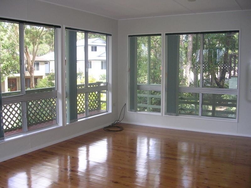 10 Guyagal Street, Bateau Bay NSW 2261