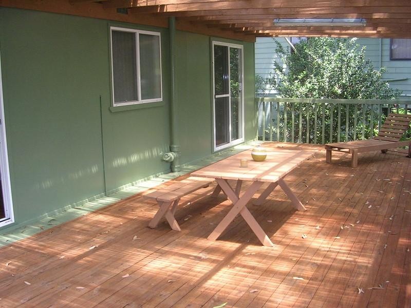 10 Guyagal Street, Bateau Bay NSW 2261