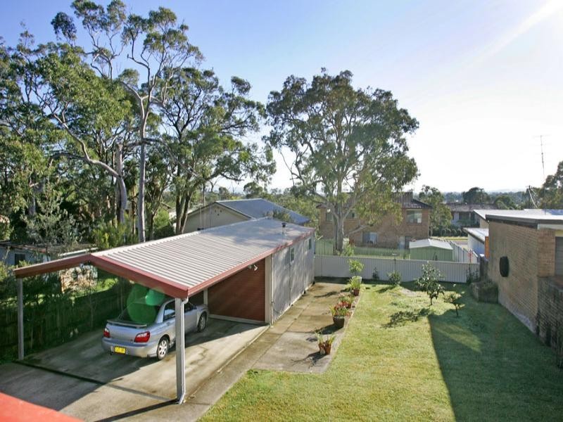 17 Rays Road, Bateau Bay NSW 2261