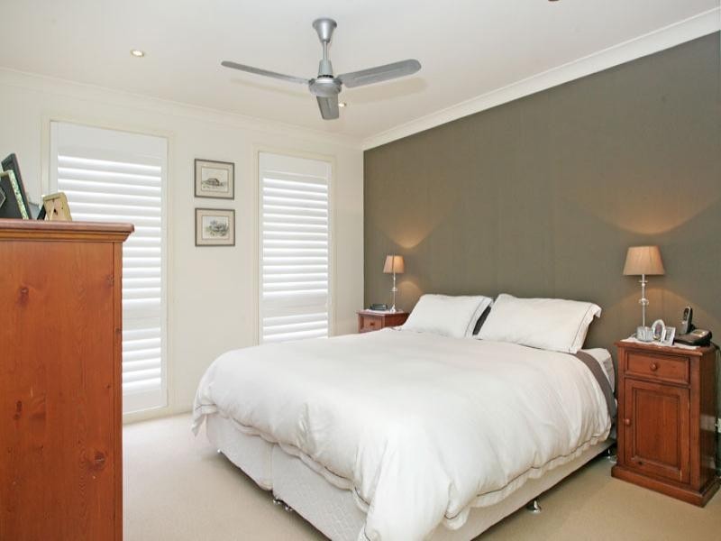 2 Sanctuary Place, Bateau Bay NSW 2261