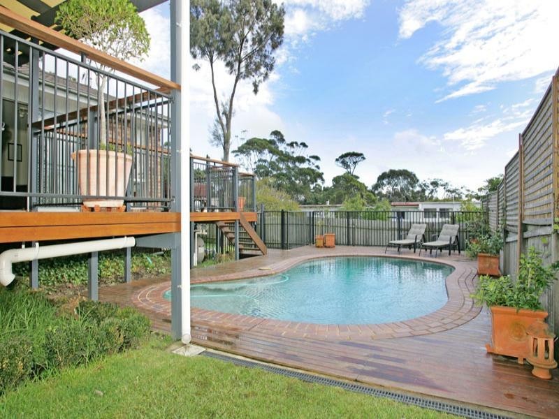 2 Sanctuary Place, Bateau Bay NSW 2261