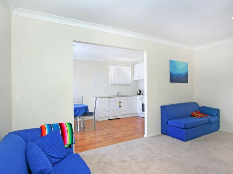 3 Nisic Close, Bateau Bay NSW 2261