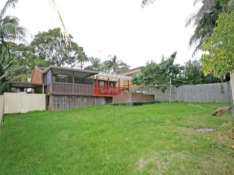 121 Cresthaven Avenue, Bateau Bay NSW 2261