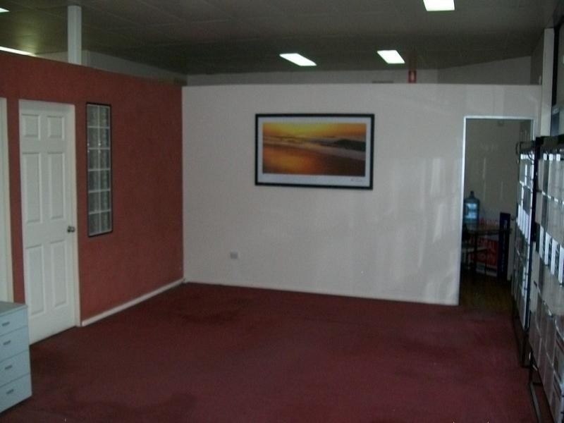 209 Bateau Bay Road, Bateau Bay NSW 2261