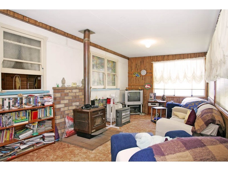 18 South Street, Killarney Vale NSW 2261