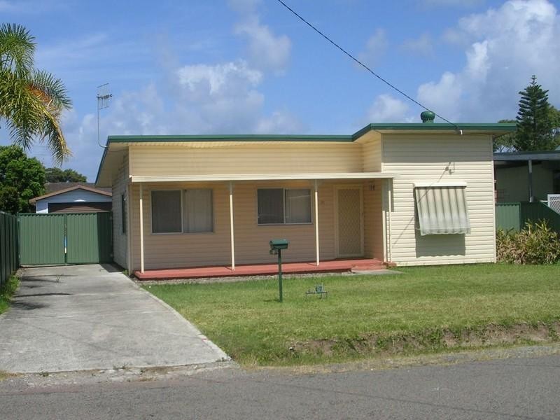 20 Flinders Avenue, Killarney Vale NSW 2261