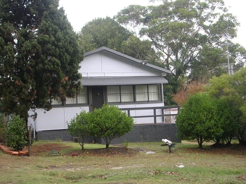 25 Rushby Street, Bateau Bay NSW 2261