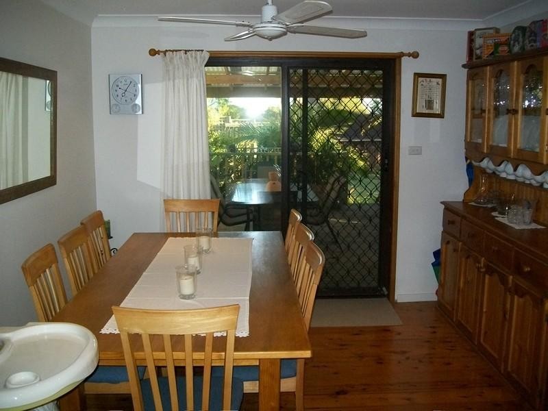 41 Berne Street, Bateau Bay NSW 2261