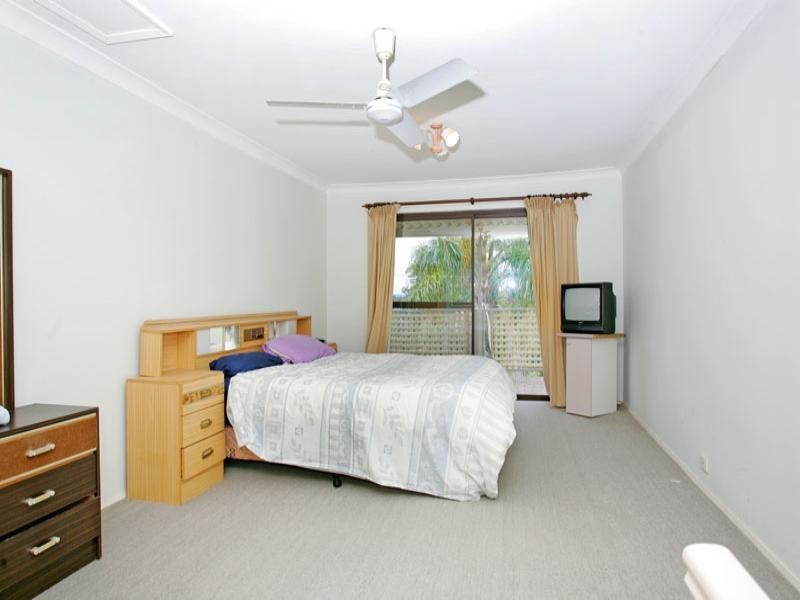 36 Rays Road, Bateau Bay NSW 2261