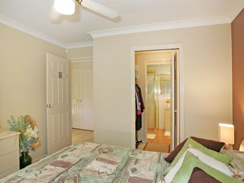 259 Cresthaven Avenue, Bateau Bay NSW 2261
