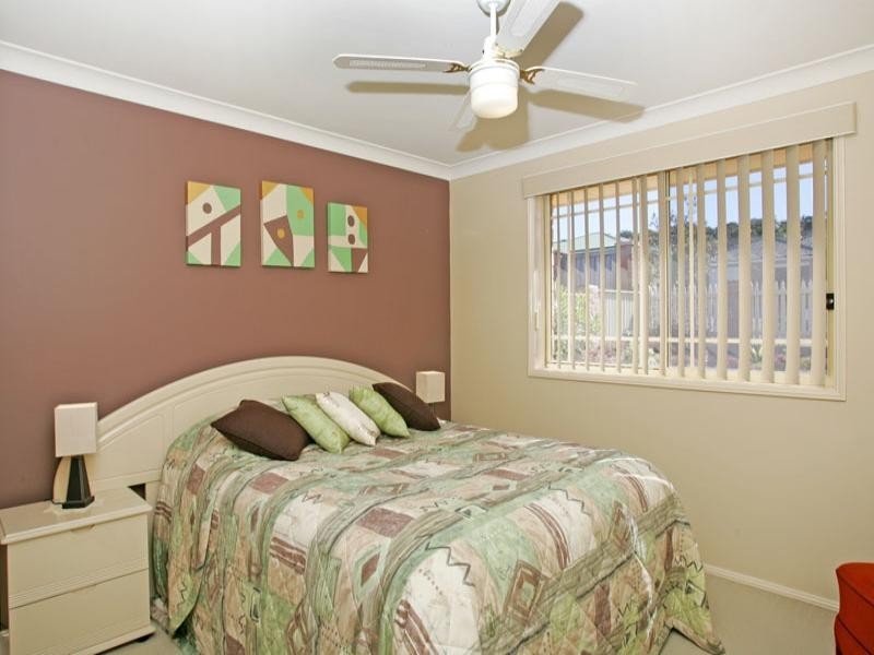 259 Cresthaven Avenue, Bateau Bay NSW 2261