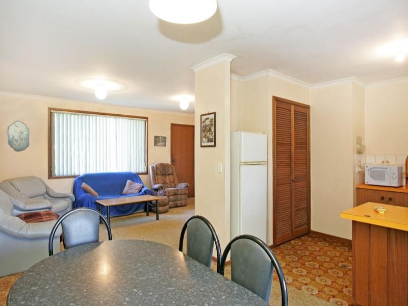 11 Cook Road, Killarney Vale NSW 2261