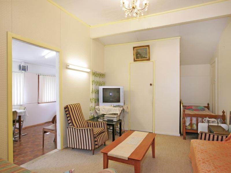 28 Gordon Road, Long Jetty NSW 2261