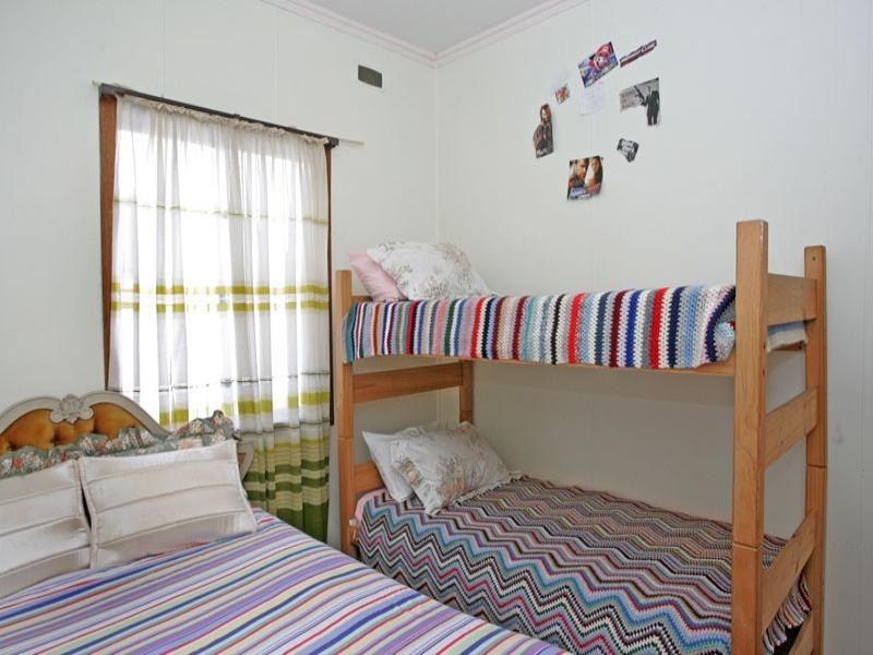 28 Gordon Road, Long Jetty NSW 2261