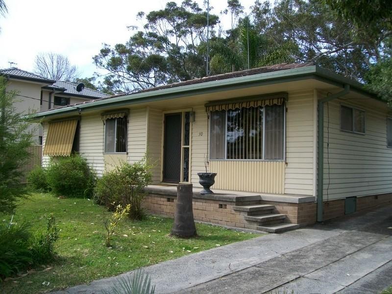 30 Bias Avenue, Bateau Bay NSW 2261