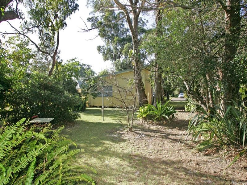 1 Moronga Street, Bateau Bay NSW 2261