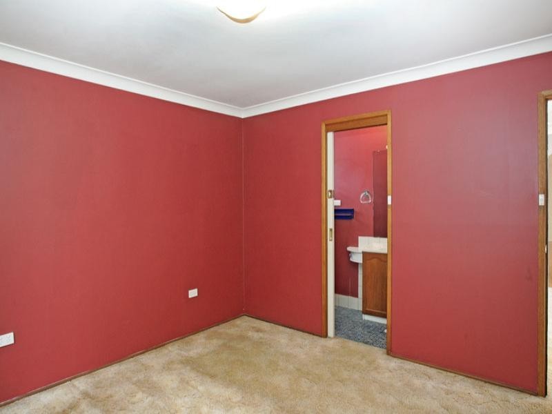 50 Gregory Street, Berkeley Vale NSW 2261