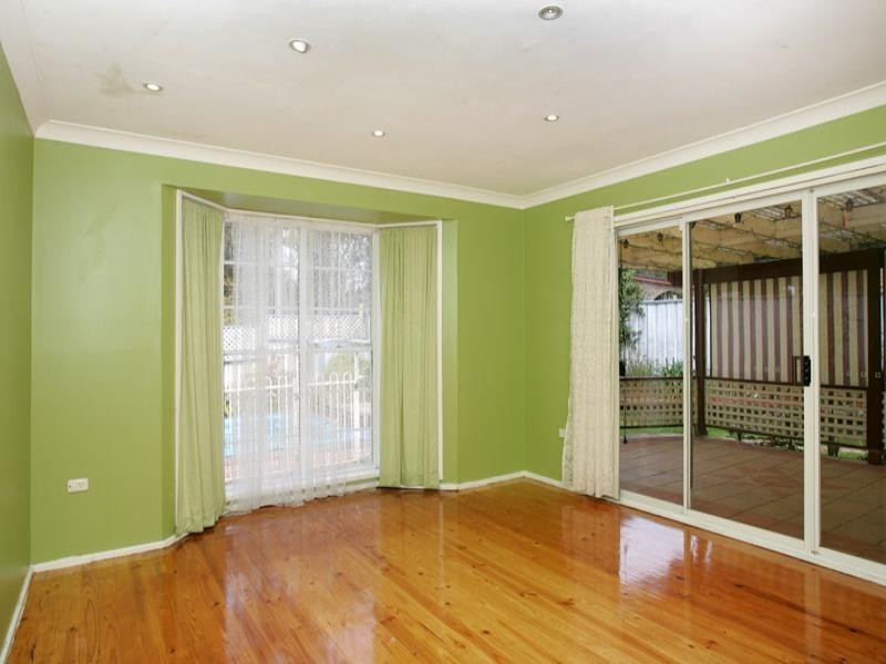 50 Gregory Street, Berkeley Vale NSW 2261