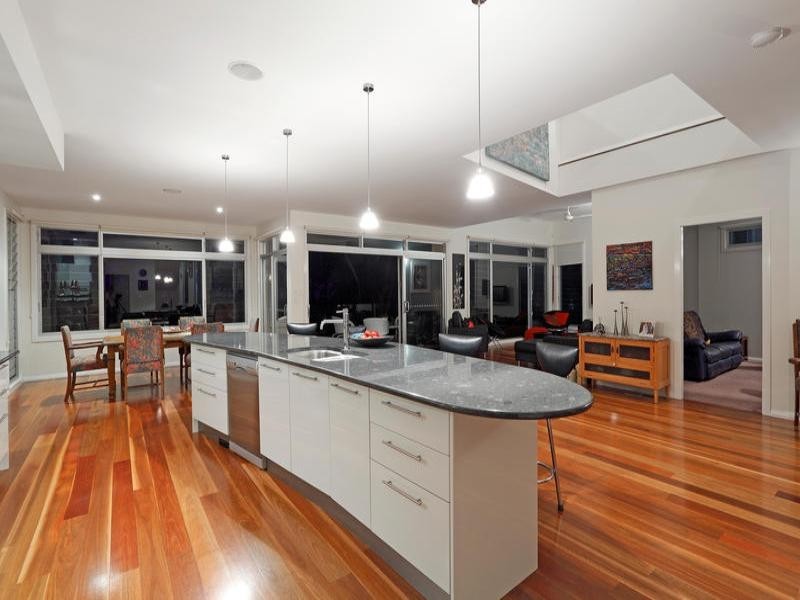 23 Norahview Street, Bateau Bay NSW 2261