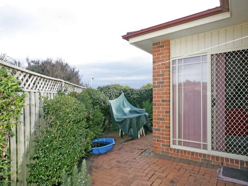 1/22 Epsom Close, Bateau Bay NSW 2261