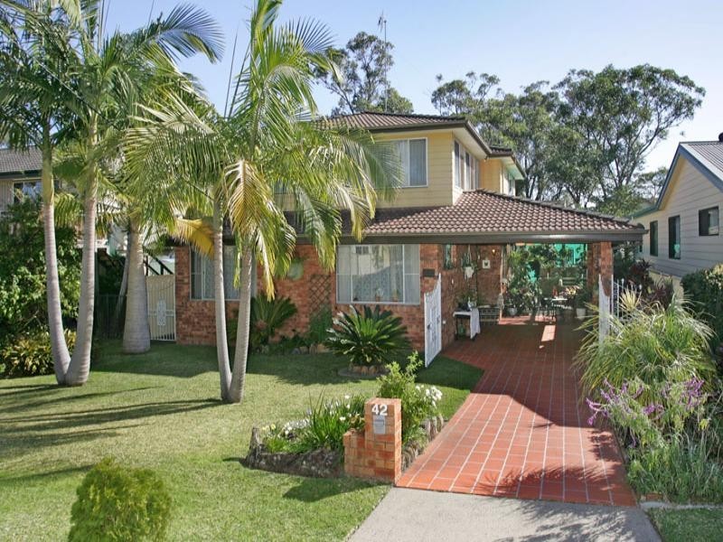 42 Yimbala Street, Killarney Vale NSW 2261