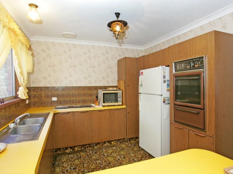 42 Yimbala Street, Killarney Vale NSW 2261