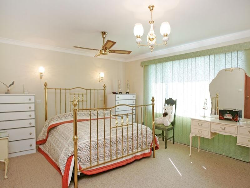 42 Yimbala Street, Killarney Vale NSW 2261