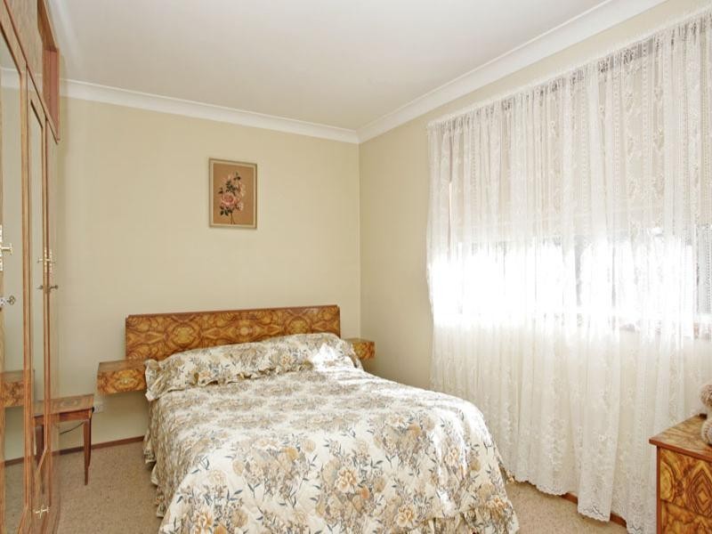42 Yimbala Street, Killarney Vale NSW 2261