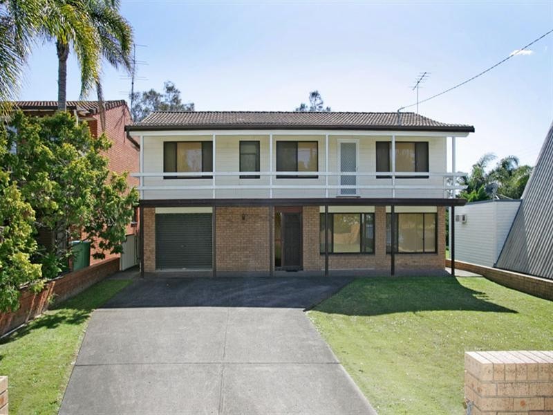 13 Wyong Road, Long Jetty NSW 2261