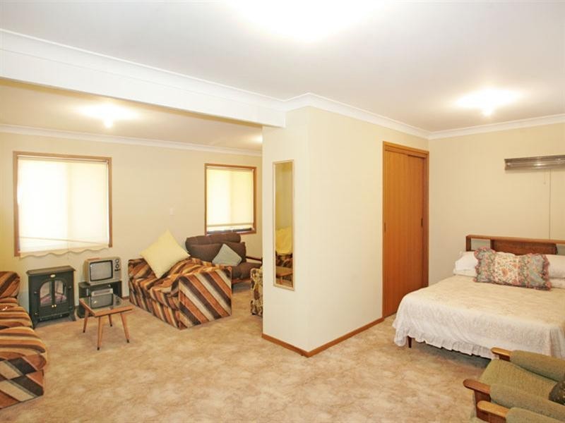 13 Wyong Road, Long Jetty NSW 2261