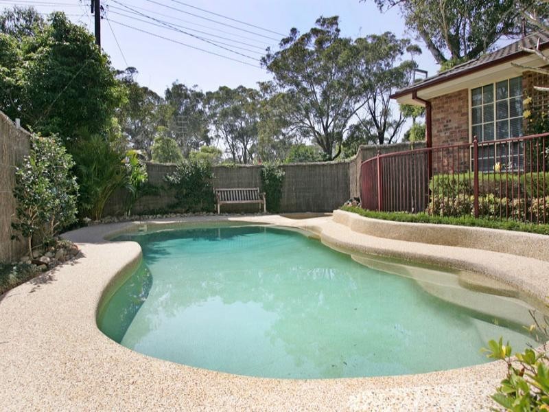 13 Patstone Street, Bateau Bay NSW 2261